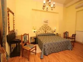 Berna Hotell 2*