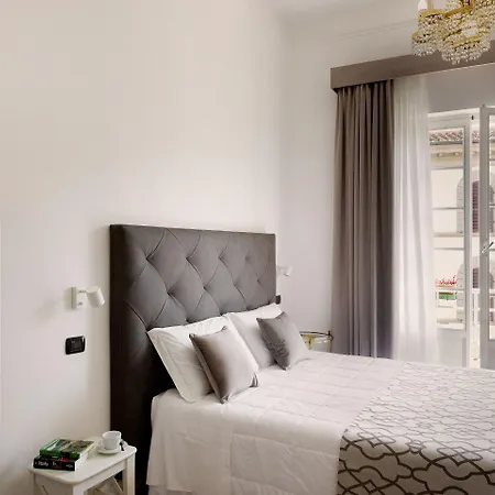 ベルナ 2* フィレンツェ